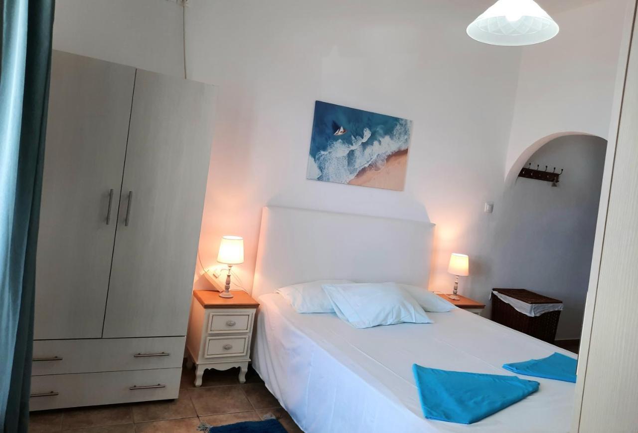 Logaras Seaview Apartment Eksteriør billede