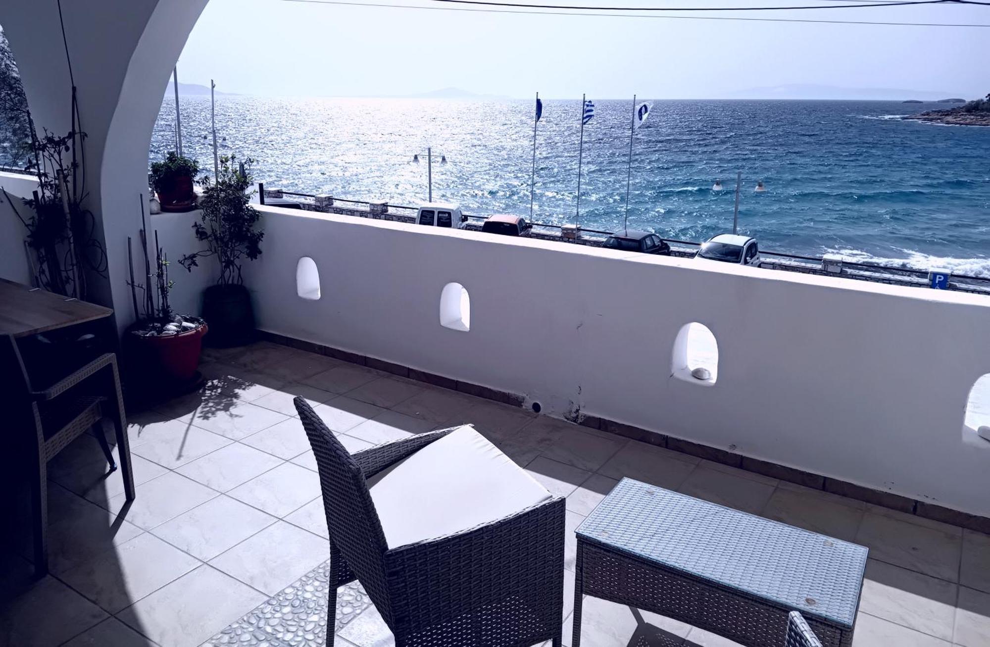 Logaras Seaview Apartment Eksteriør billede
